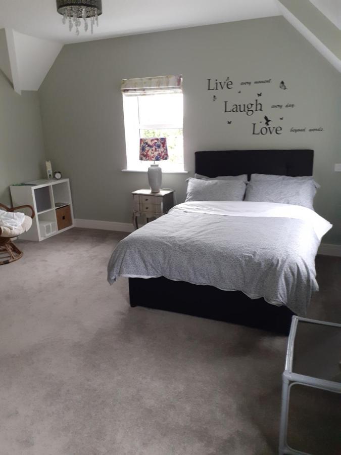Bedroom No 3 Garden View Nobber المظهر الخارجي الصورة